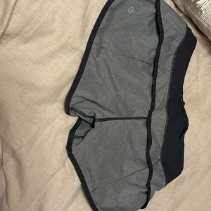 Lulu lemons 4 built in undies Wow now $10!!